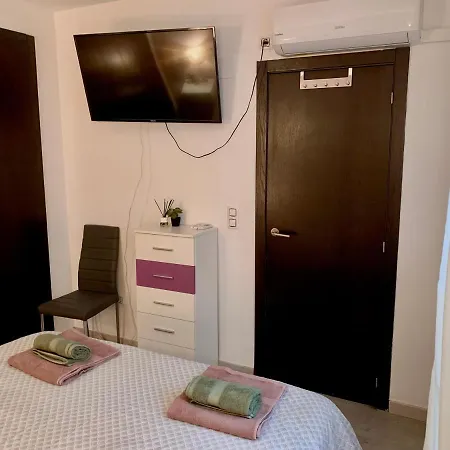 Cosy And Modern Flat Apartament