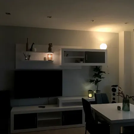 Cosy And Modern Flat